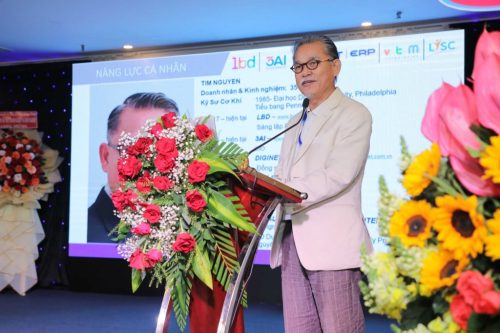 Tham luận “Mô hình chuyển đổi số và ứng dụng cho các doanh nghiệp trong nền kinh tế số” – Ông Tim Nguyễn – Giám đốc Đổi mới sáng tạo Viện 3AI