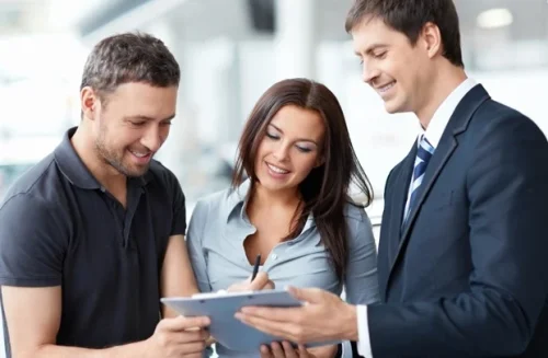 Bán hàng hiệu quả khi biết quan tâm khách hàng đúng cách Bán hàng hiệu quả khi biết quan tâm khách hàng đúng cách